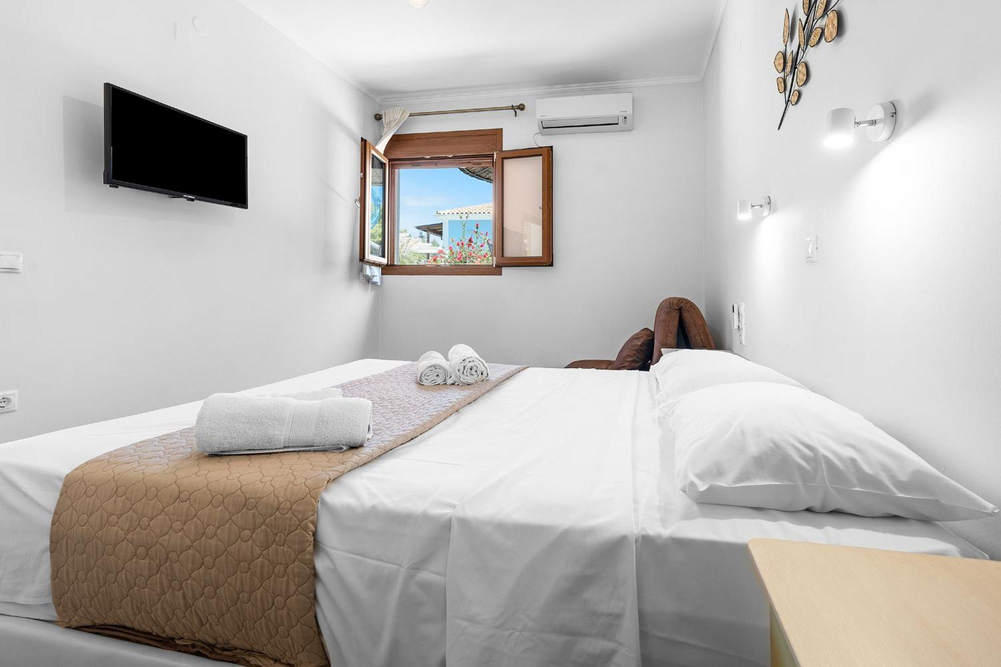 Villa Semipuella Ayios Nikitas Bagian luar foto
