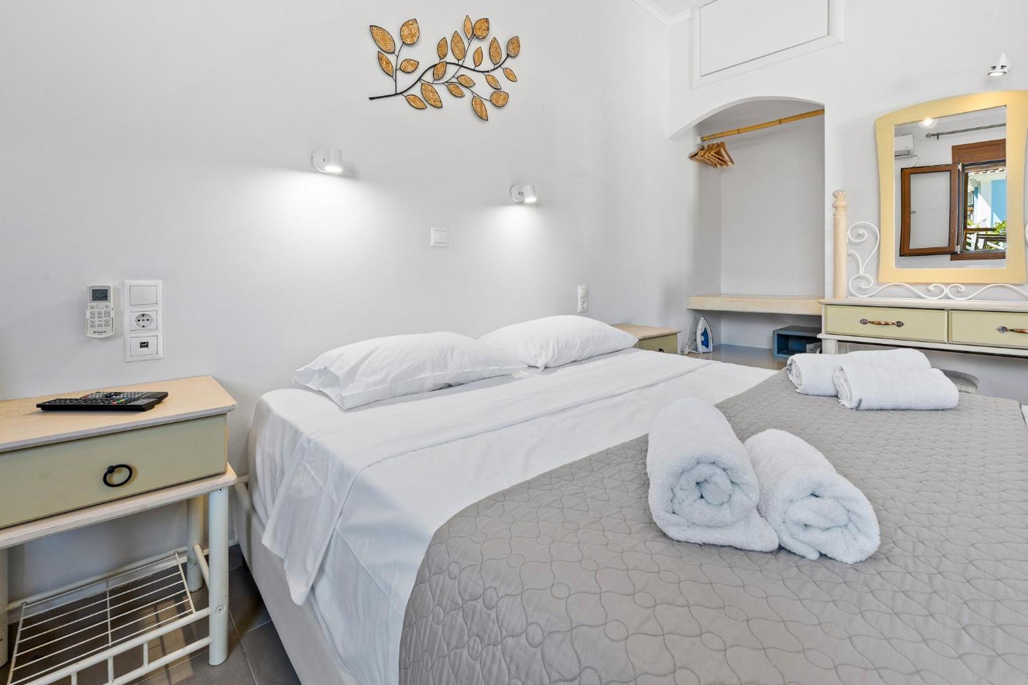 Villa Semipuella Ayios Nikitas Bagian luar foto