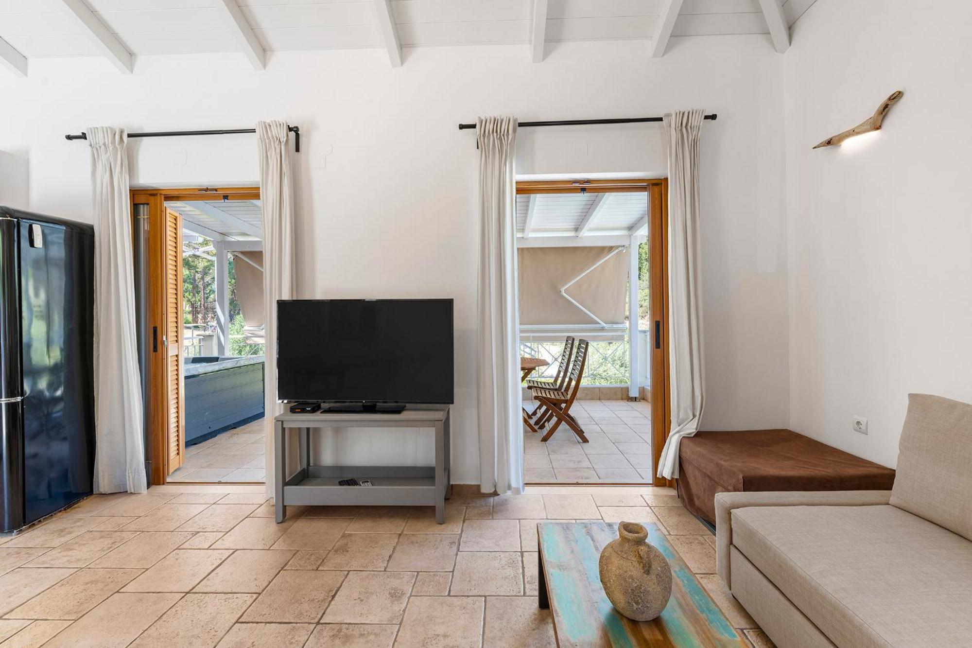 Villa Semipuella Ayios Nikitas Bagian luar foto
